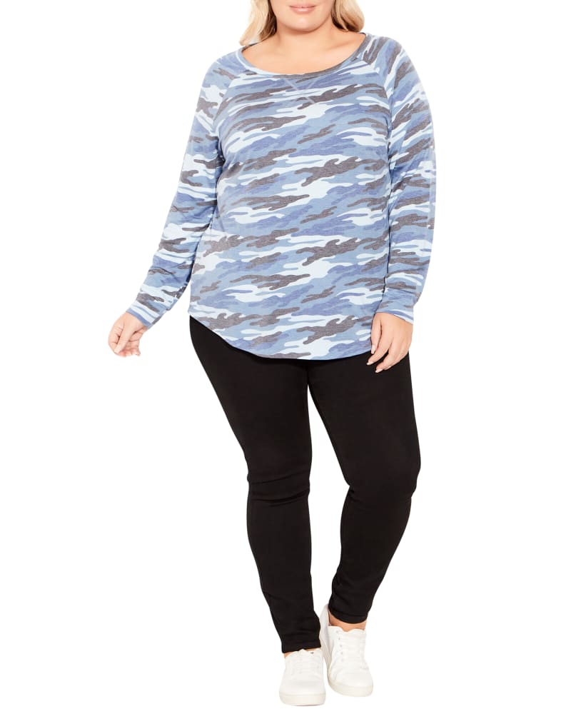 Front of a model wearing a size 14 Reese Longsleeve Camo Top in Azure Blue / White by avenue. | dia_product_style_image_id:234161
